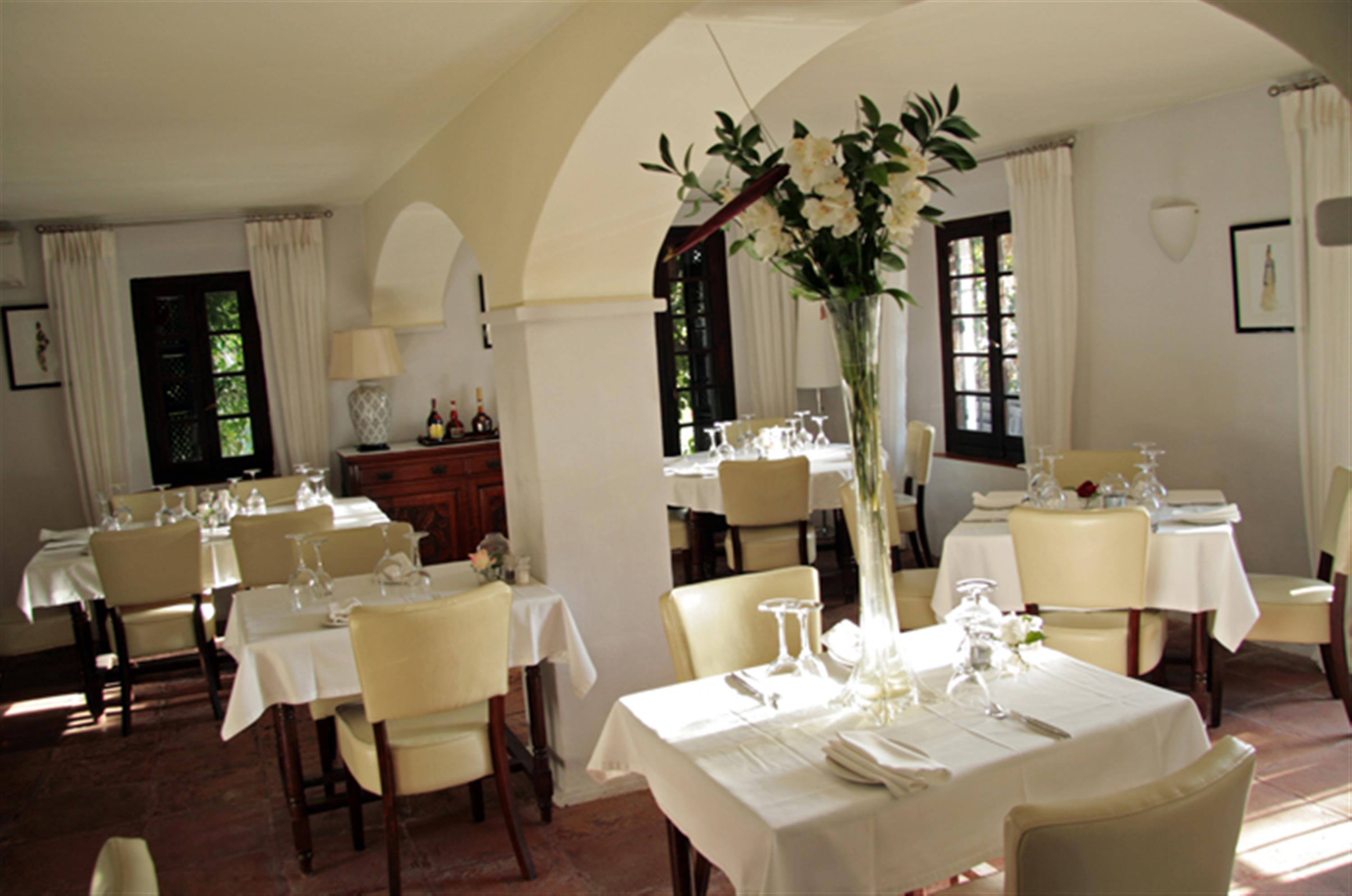 Hotel Restaurant La Herradura Costa Tropical Granada 